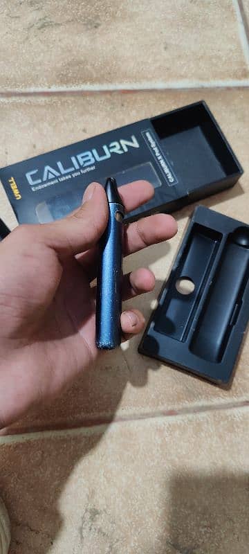 caliburn X pod vape with box 2