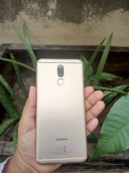 Huawei mate 10 lite 4/64 condition  10/8 9