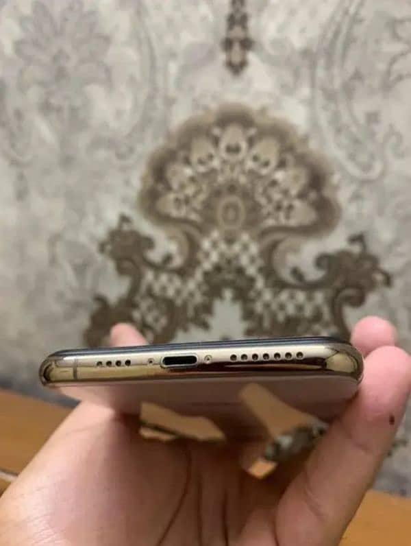 Gold xs max converted to 11pro max 256GB 1