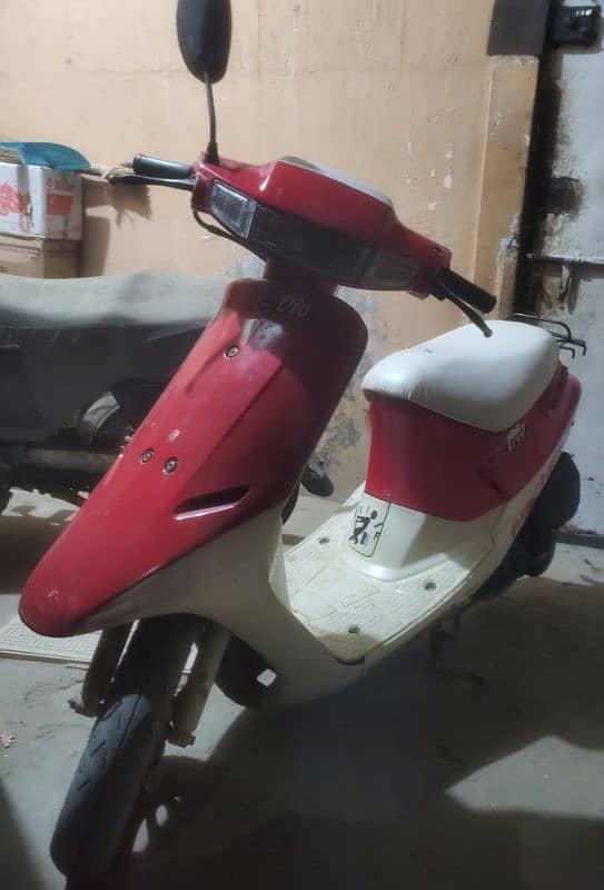 02 Stroke Scooty for sale 3