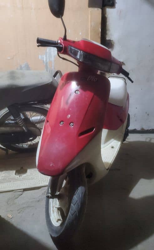 02 Stroke Scooty for sale 4