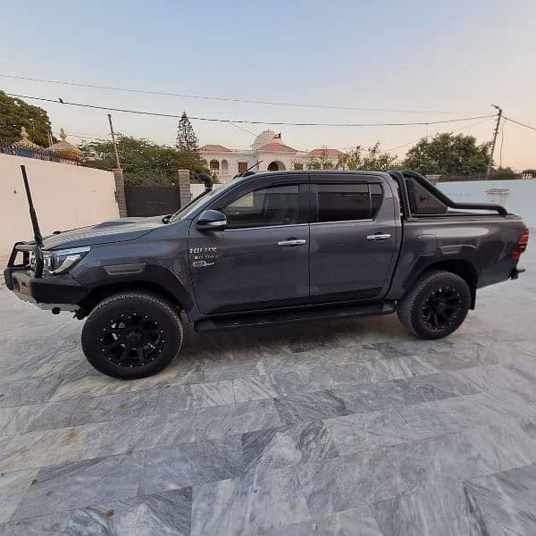 Toyota Hilux 2017 9