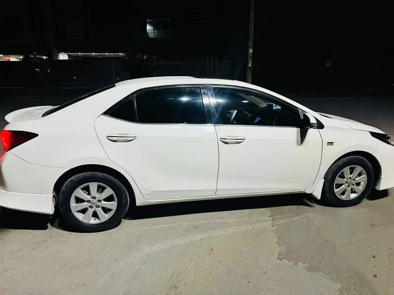 Toyota Altis Grande 2017 7