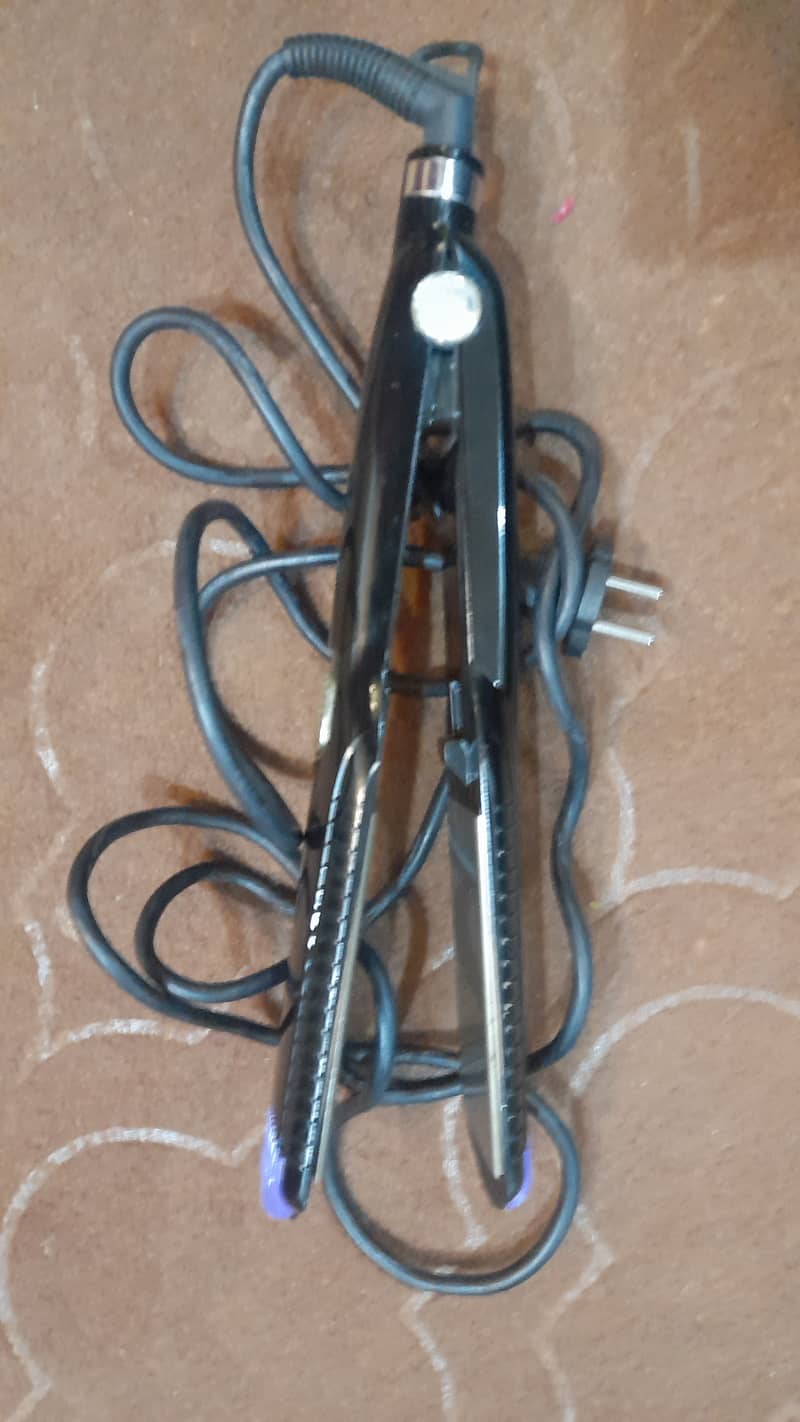 Remington straightener for sale. 2