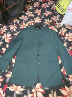 c green pent coat for boy size Large final 7000. whatsap 03244029331