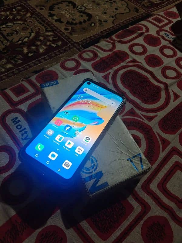 tecno camon 17 6gb 128 GB box mobile available 3