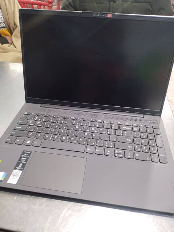 Lenovo IdeaPad i7 11 gen 0