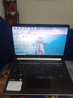 Hp laptop - AMD . model  A9-9425