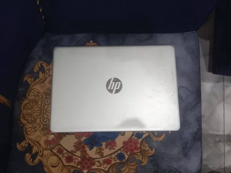 Hp laptop - AMD . model  A9-9425 1