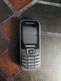 Samsung mobile model E 1205