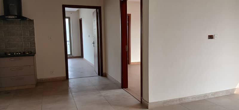 Chic & Modern 2-Bed un Furnished Apartment For Rent In Indigo Boutique Apartments 3