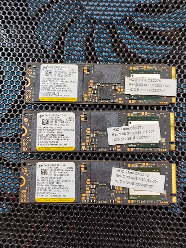 Samsung & WD NVMe SSD - 512GB & SK Hynix 16GB RAM -3200 MHz DDR4 6