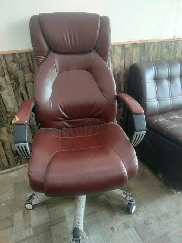 executive chair 0