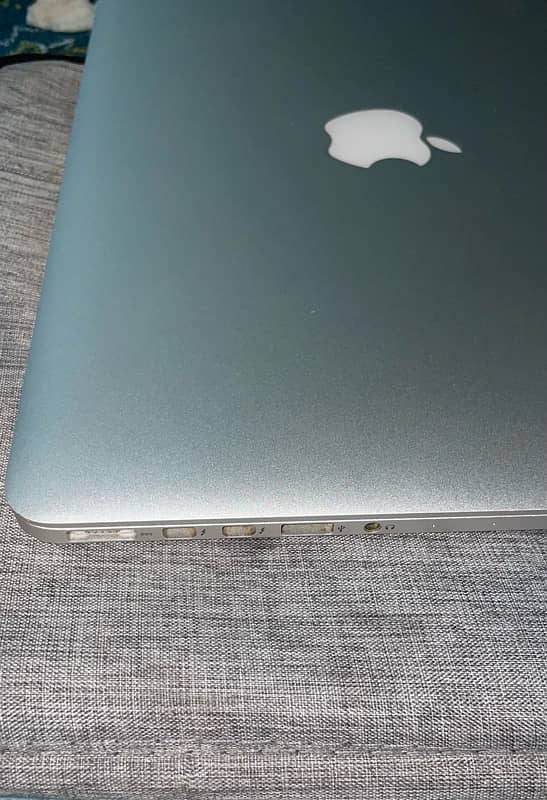 MACBOOK PRO 2014-mid 512GB dual CORE i7 5