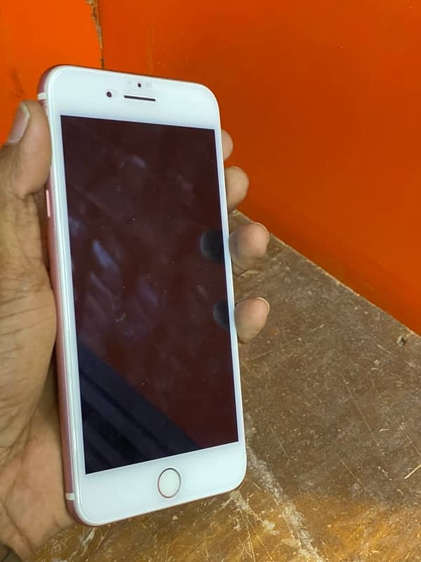 iPhone 7plus 256GB 3