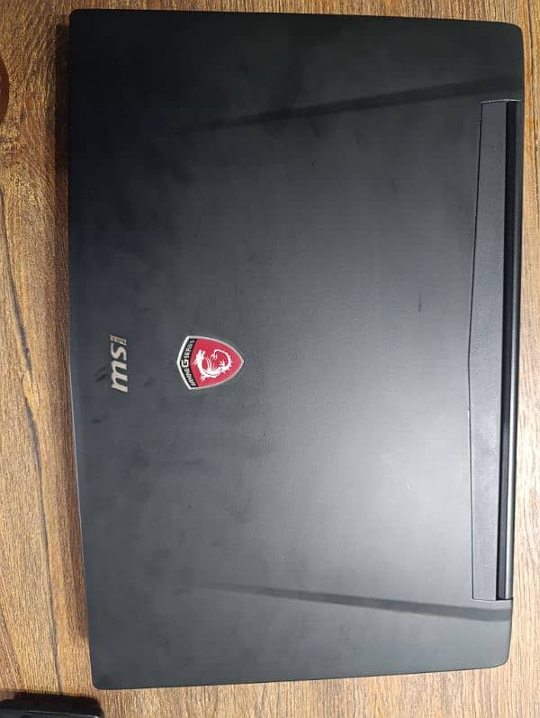 MSI GT72VR-6RE 0