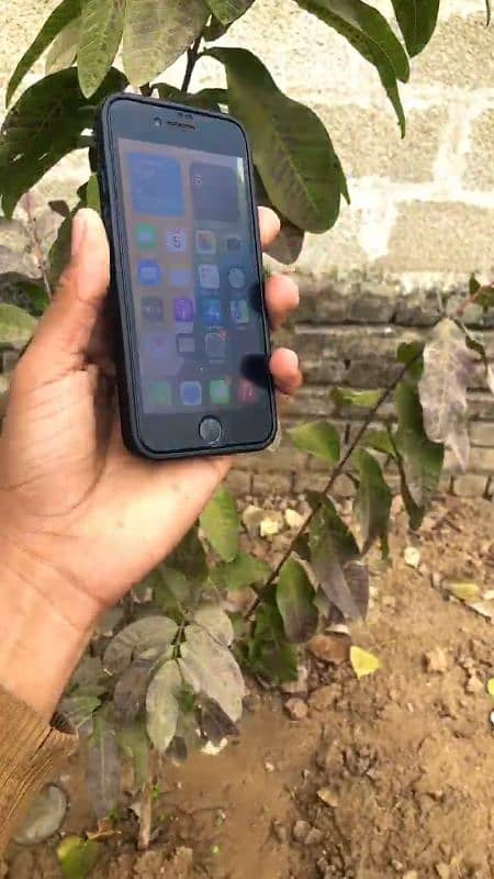 iphone 7 for sale 10 by 10 (03120479081) 1