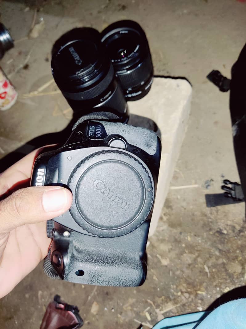 DSLR canon 600D 2