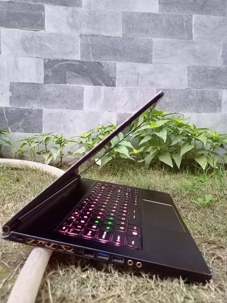 MSI GS65 STEALTH 9SG GAMING LAPTOP RTX 2O8O 24OHz 6