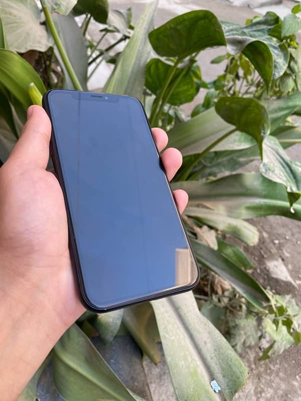 IPHONE XR • NON PTA • 86 HEALTH 5