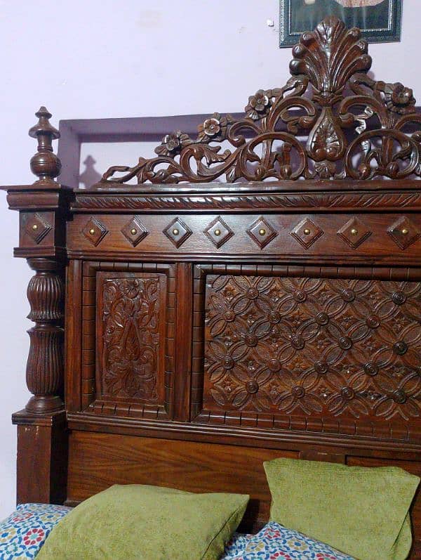 wooden bed set in chiniot design 2