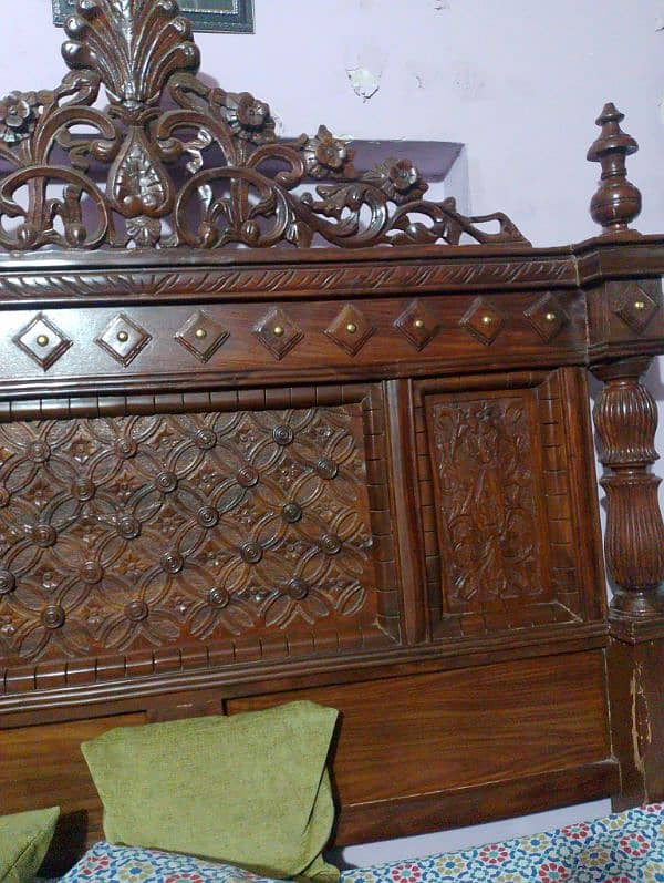 wooden bed set in chiniot design 3