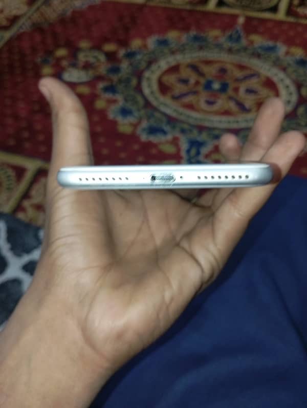 iPhone 8 plus 64GB non pta jv condition saaf Han bettey change Han 1