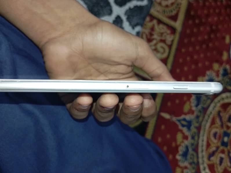 iPhone 8 plus 64GB non pta jv condition saaf Han bettey change Han 7