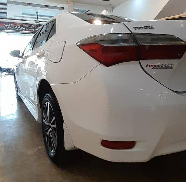 Toyota Corolla Altis 2019 6