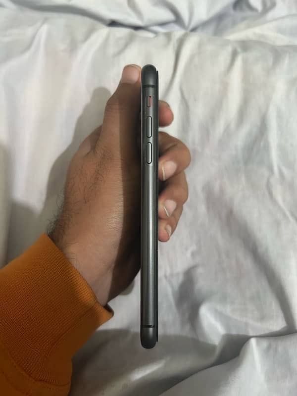 Iphone 11 Non PTA 5