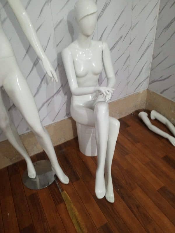 Mannequin New Dummies Available 6