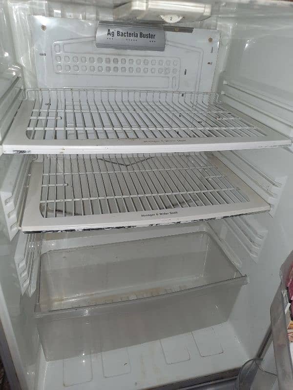 refrigerator 3