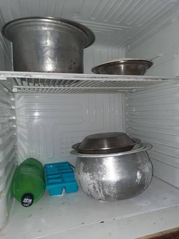 refrigerator 4