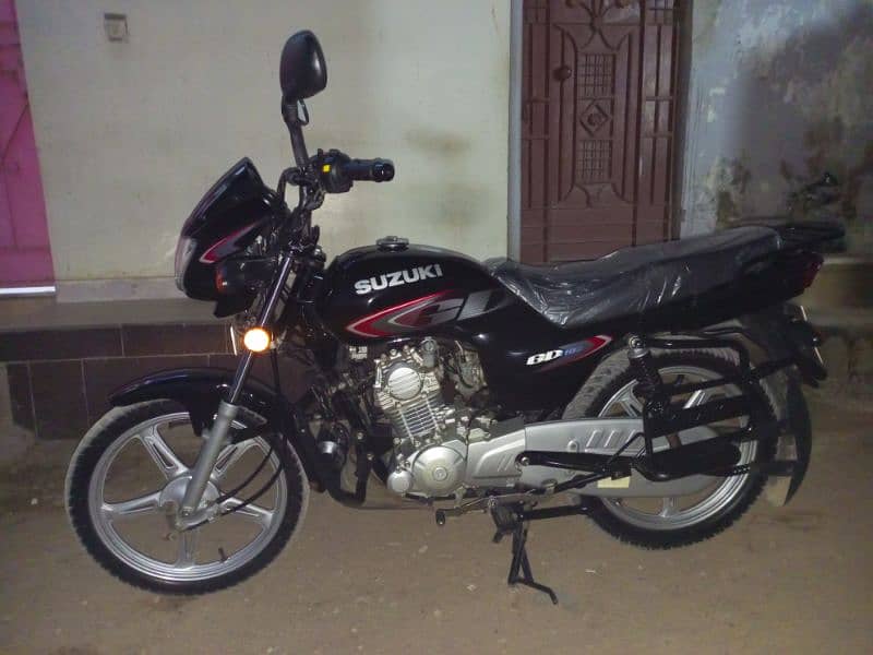 suzuki GD 110s 4