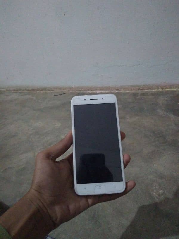 I'm Selling My Vivo Y66 0318/2149/505 Urgent Sale 0