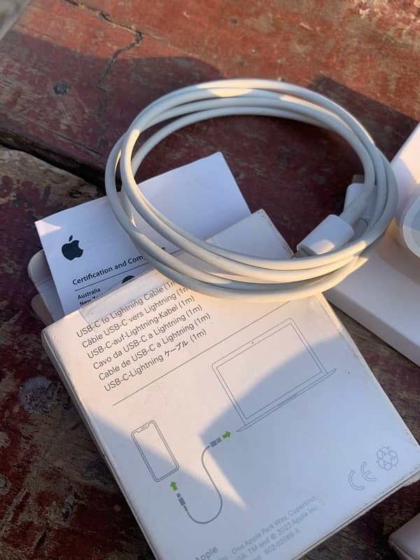 20w original iPhone charger with cable 1