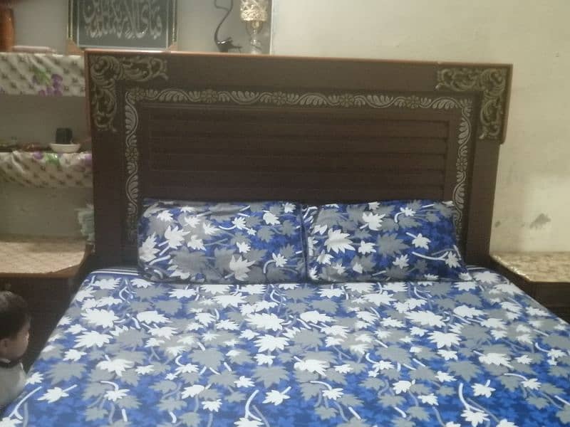 Good condition furniture 0