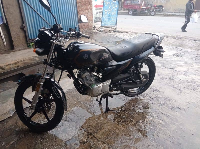 Yamaha YB_125Z DX Almost New 1