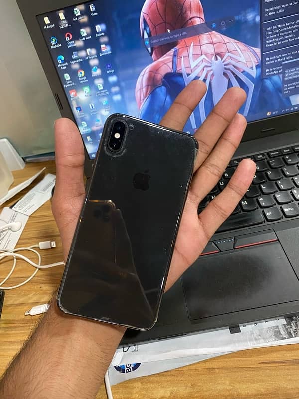 iphone xs max sim working (pta) 7