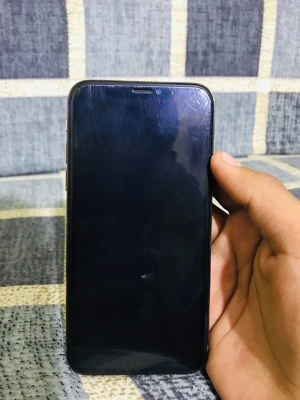 iPhone XS non pta factory unlock 10/9 condition 6