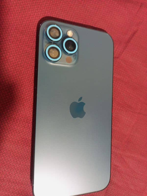 i phone 12pro max 4