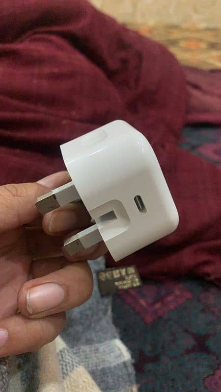 iphone adapter 0