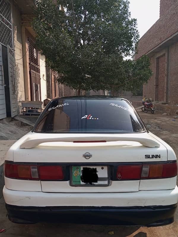 Nissan Sunny 1992 1