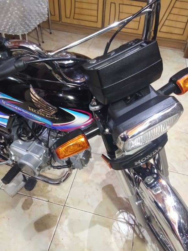 Honda CD 70 13