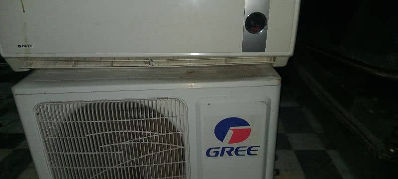 Used Gree 1 Ton Split AC for Sale 1