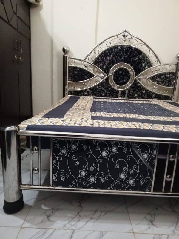 Steel King Size Bed With Mettress 0