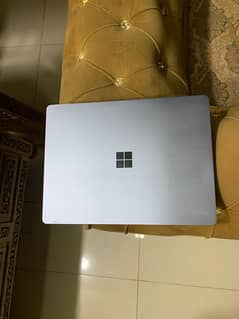 surface laptop go 2