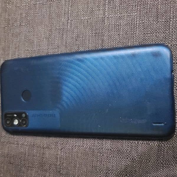 Phone Tecno Spark 6 go. 3/64GB. 8