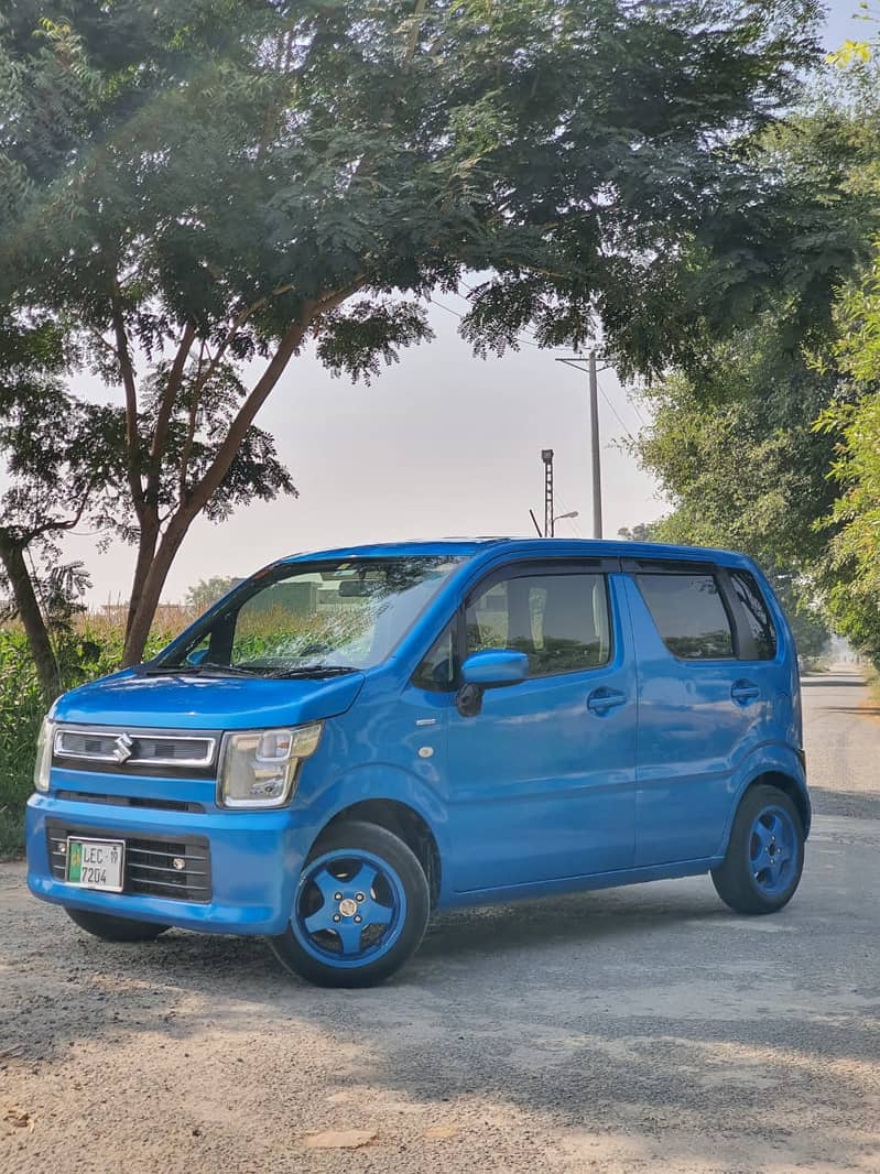 Suzuki Wagon R Hybrid 2019 1