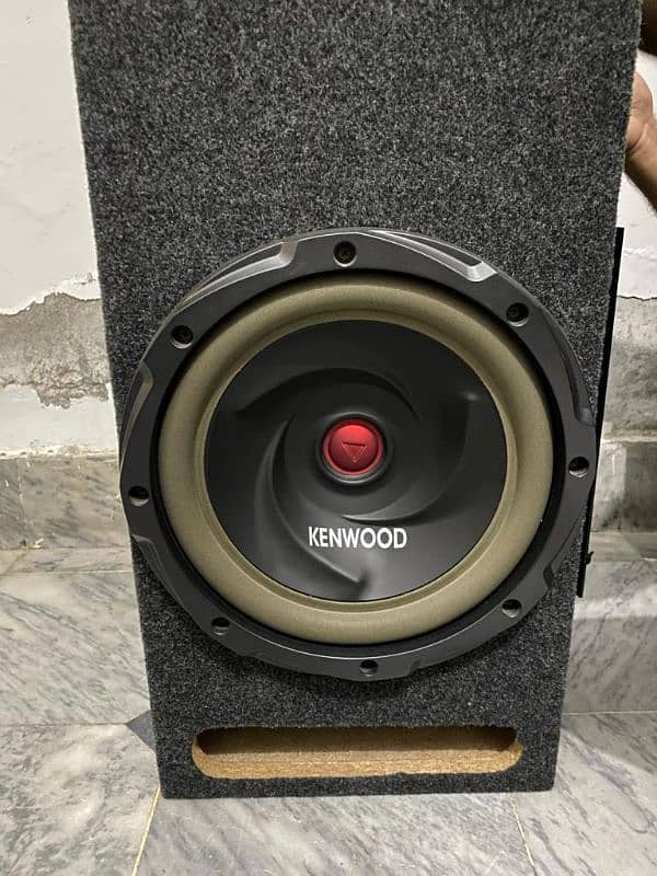 Amp with woofer 1